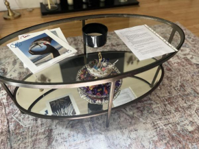 Warm & Welcoming London Escape with Home Touches